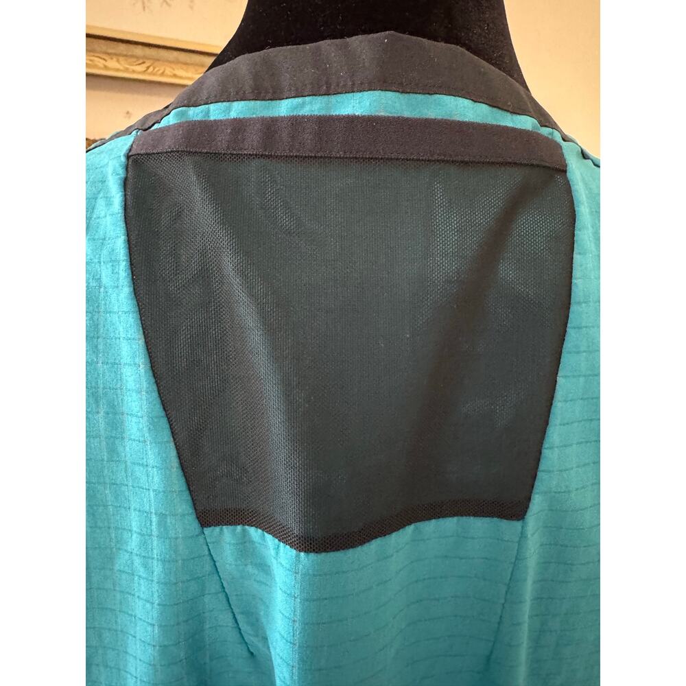 Nike Trail Dri-FIT Running Shirt Teal L Lightweight Athletic - Picture 4 of 9